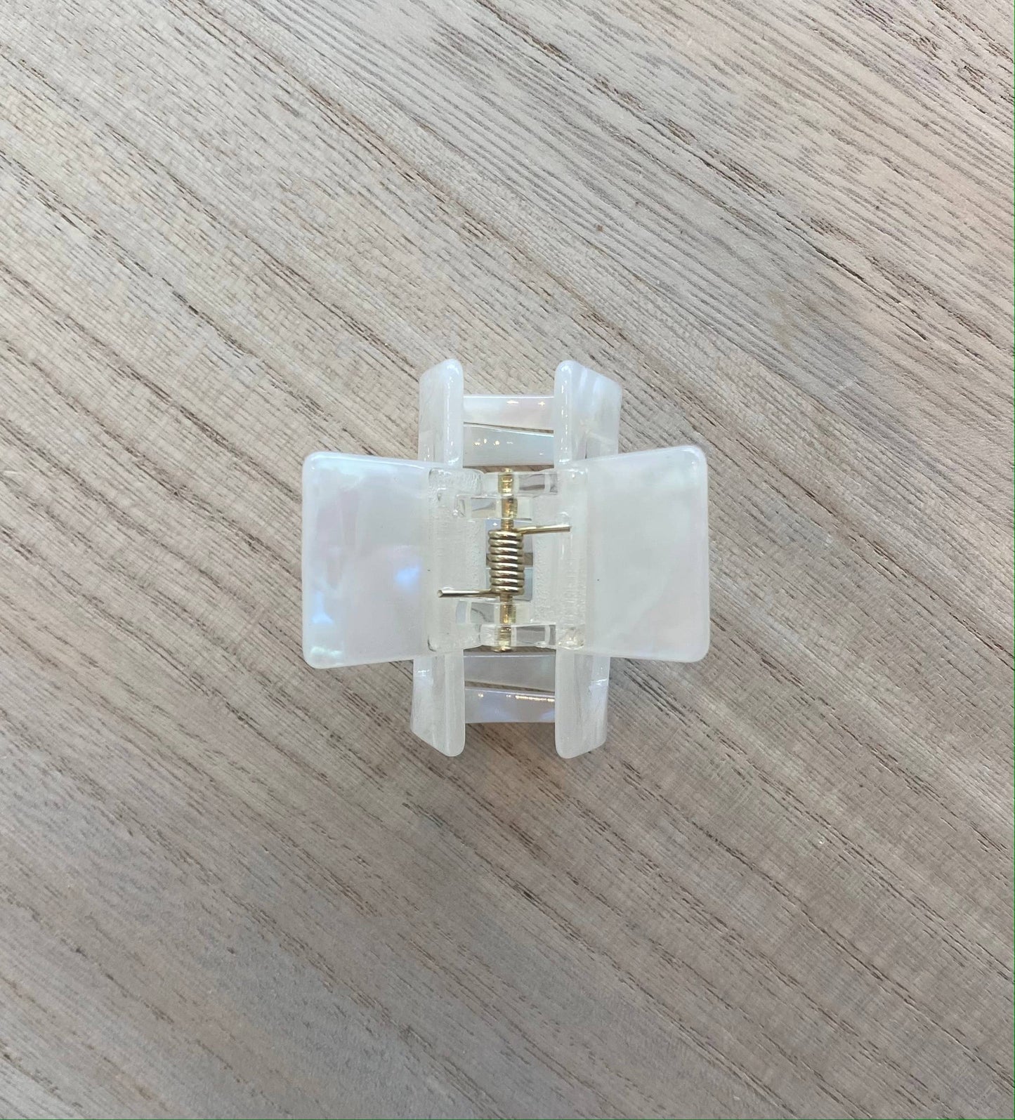 Acetate Pearl Claw Clip