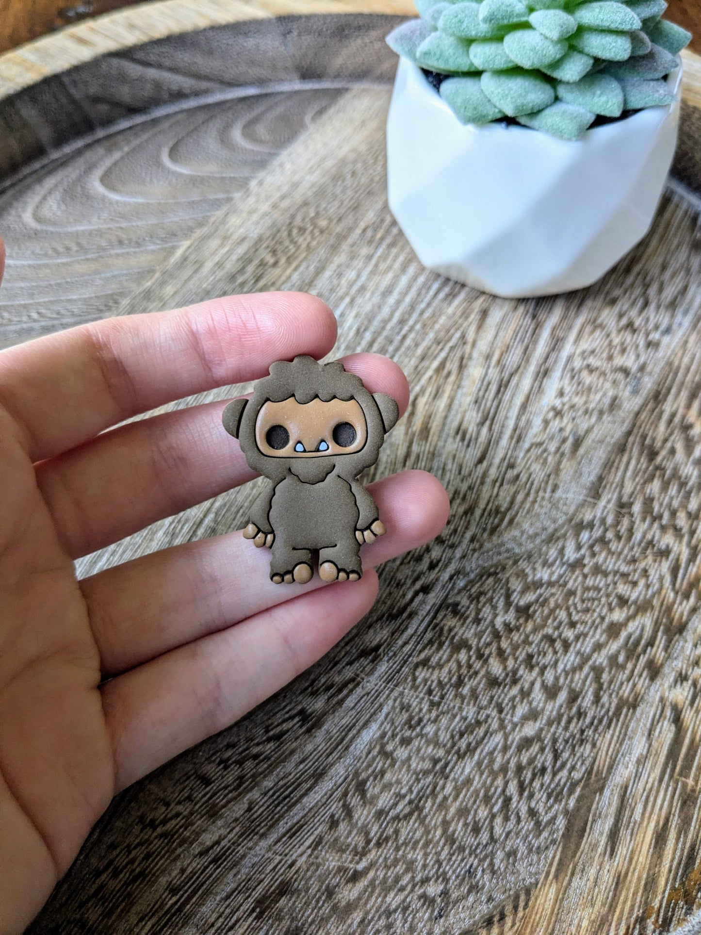 Big Foot Polymer Clay Pin