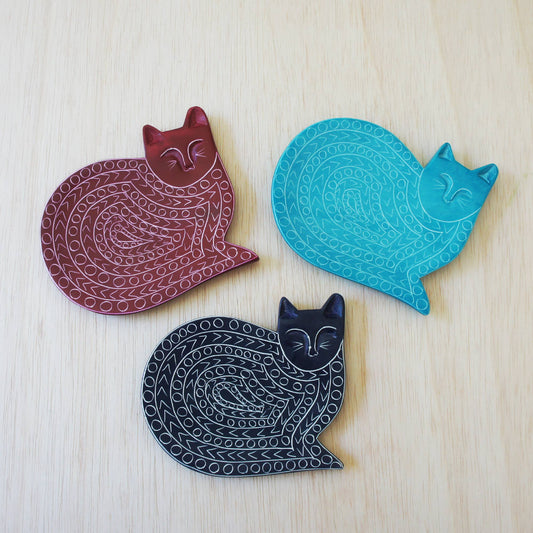 Hand-Carved Stone Cat Dish from Kenya