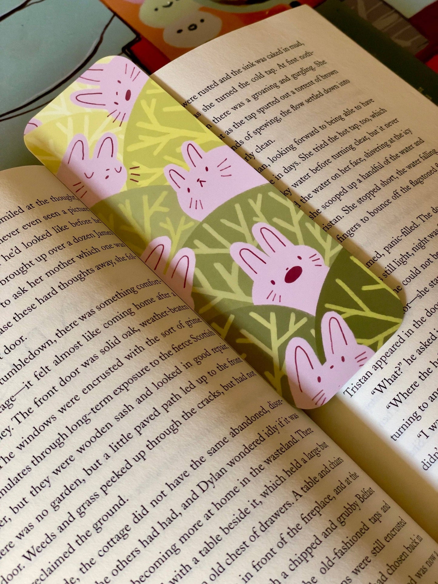 Bunnies Bookmark 2x6