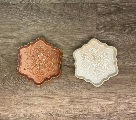 6” Snowflake Plate
