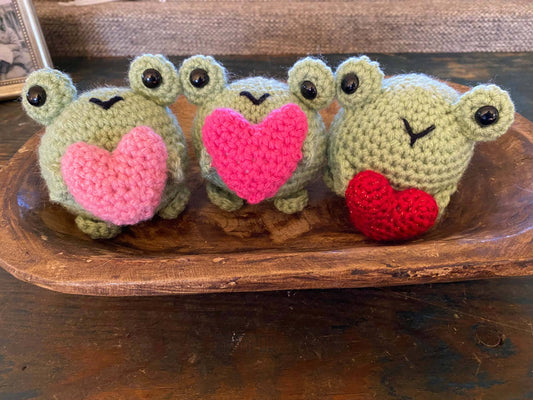 Crochet Valentine Frog with Heart, Valentine's Day Gift