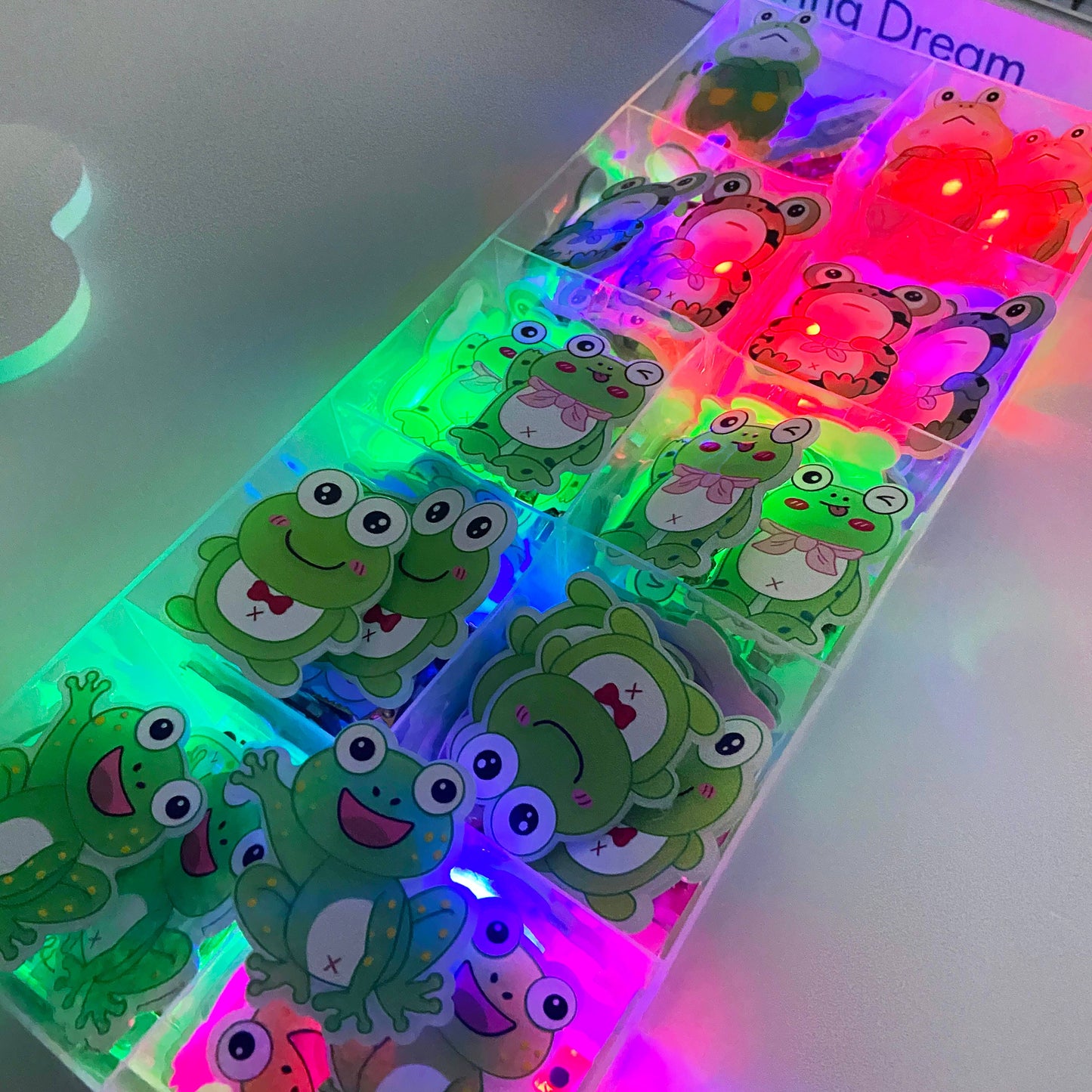 Glowing Frog Duckbill Clip