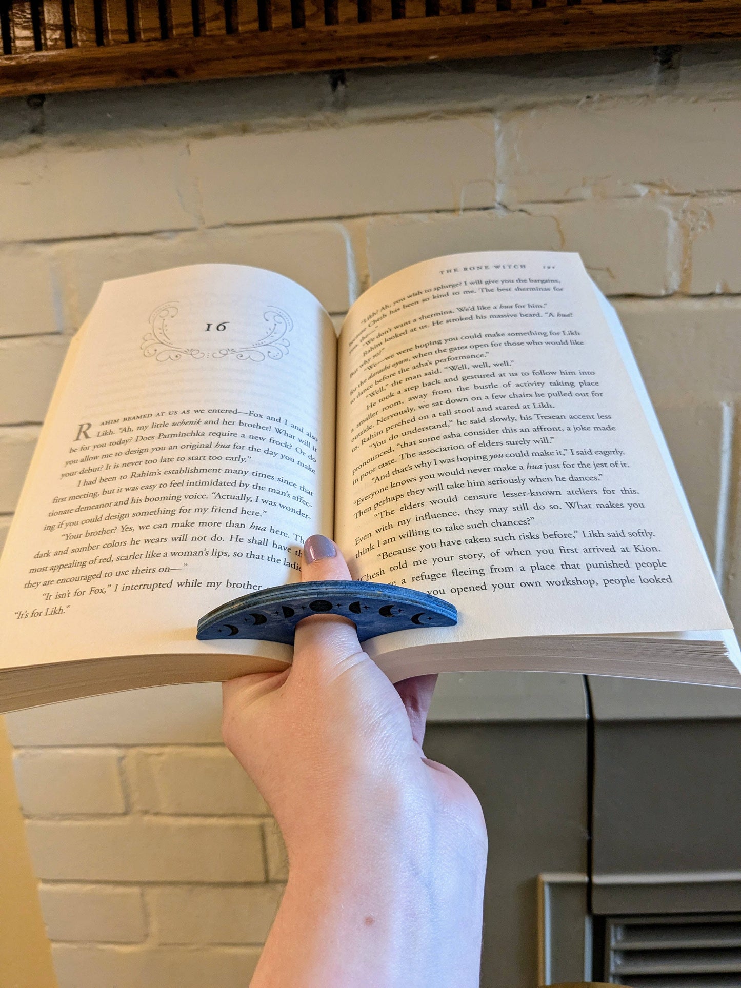 Wooden Page Holders