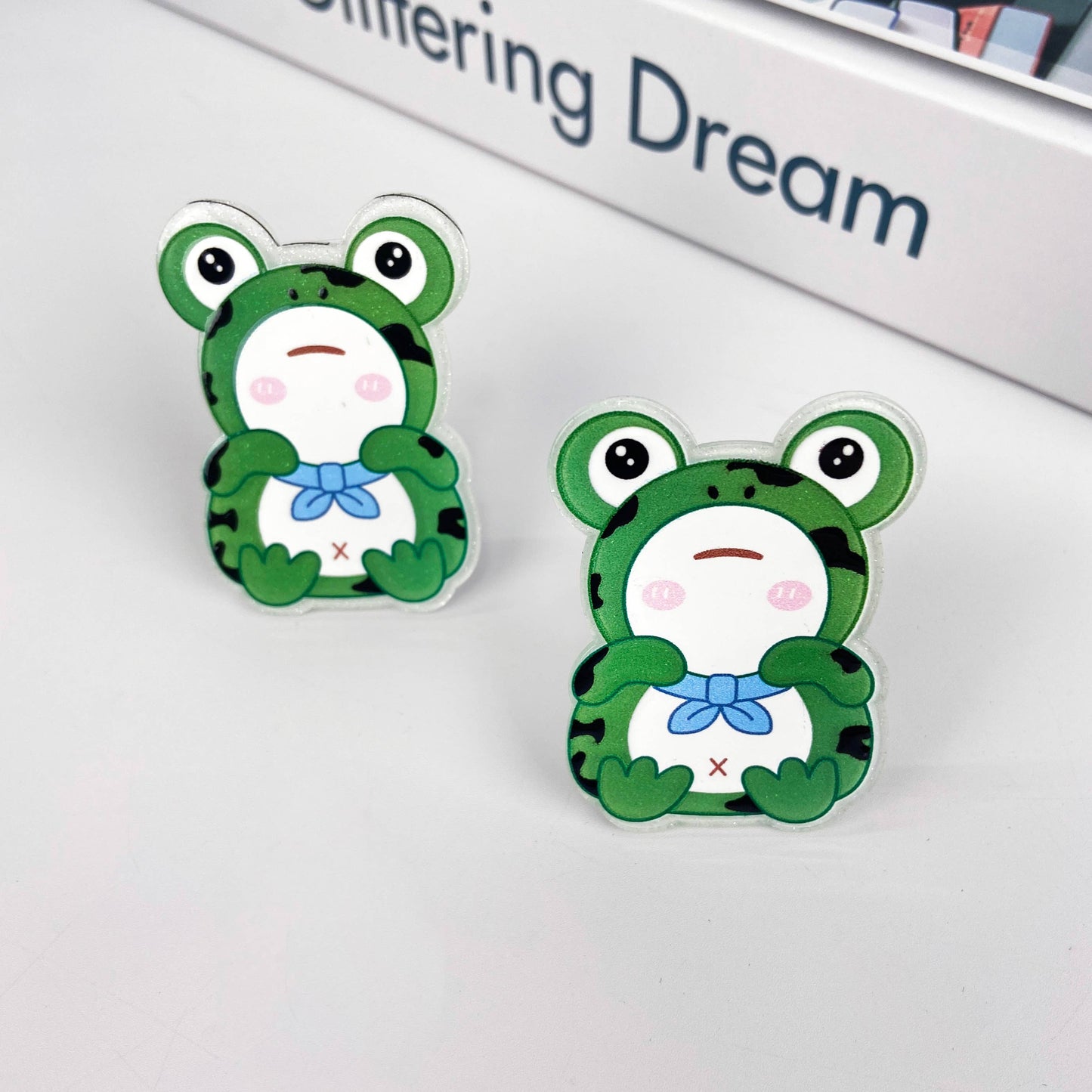 Glowing Frog Duckbill Clip