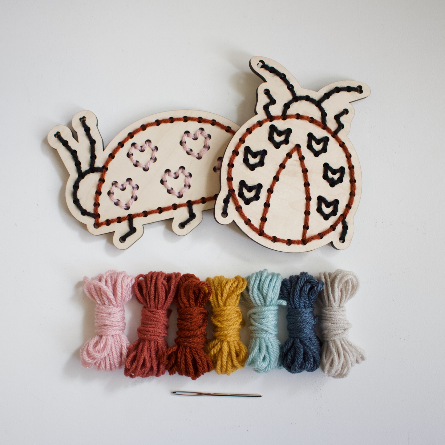 Ladybug Set Wooden Yarn Embroidery Kit