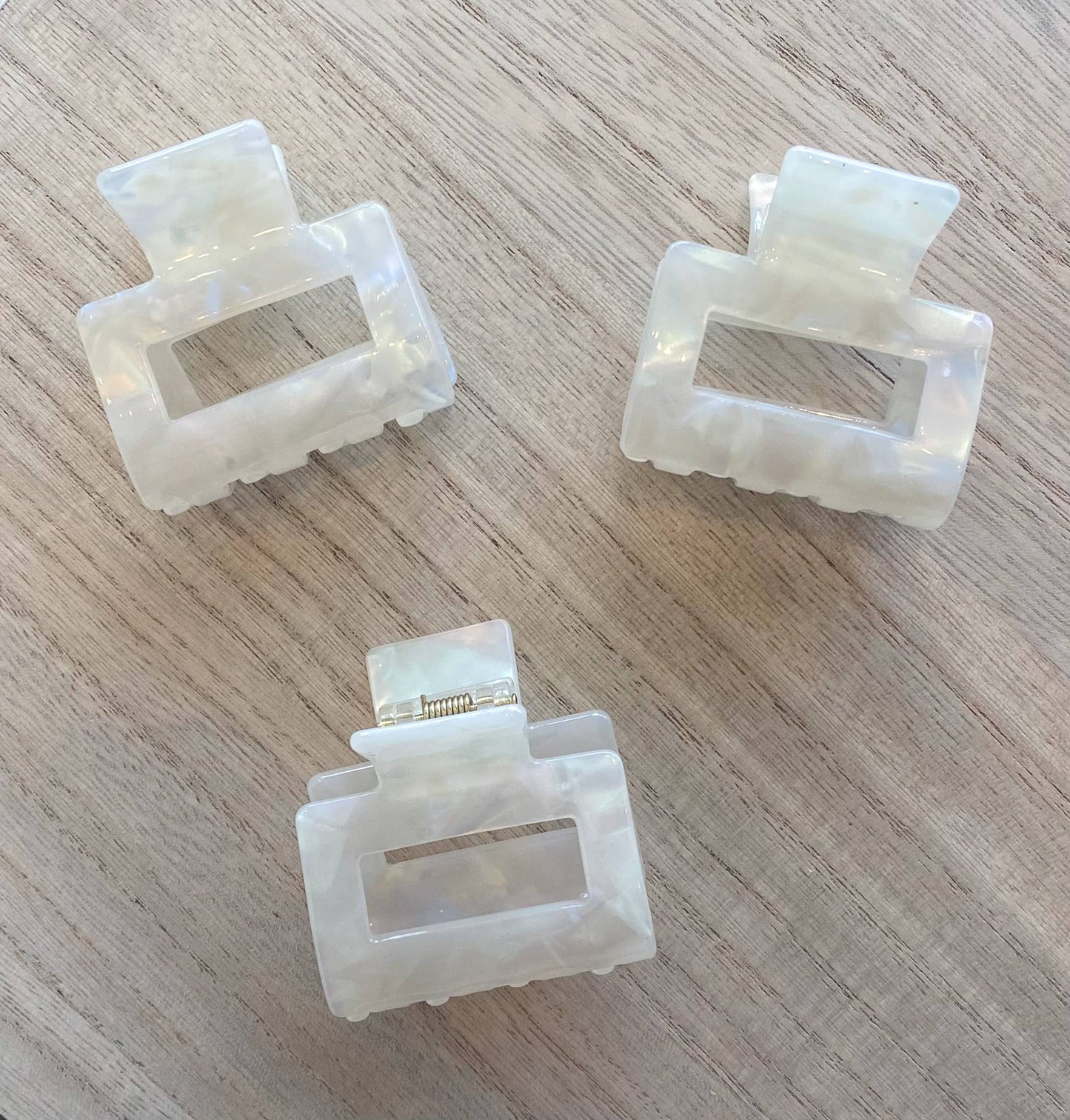 Acetate Pearl Claw Clip